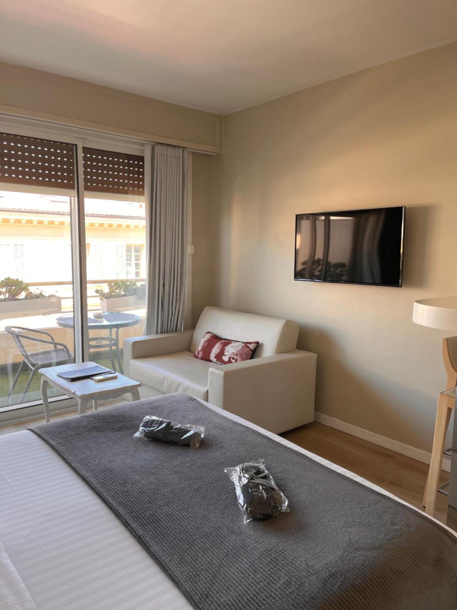 De Provence 3*